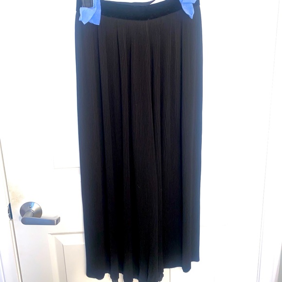 Zara Basics Pleated Pants - Picture 4 of 6